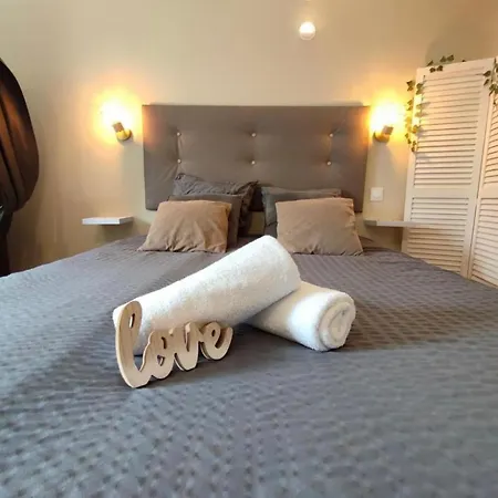 Bed & Breakfast Le Cocoon D'emy 4*